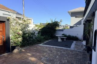 To Let 1 Bedroom Property for Rent in Sea Point Western Cape